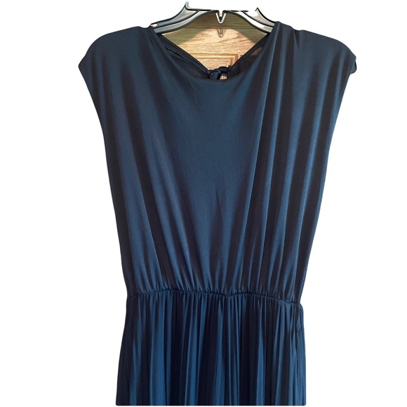 Kimberly Elegant Black Sleeveless jumpsuit tie in back elastic waist size Med. - Picture 2 of 7